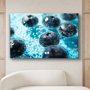 Canvas Wall Art - Blueberries in water