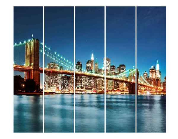 Screen, New York in vibrant colors